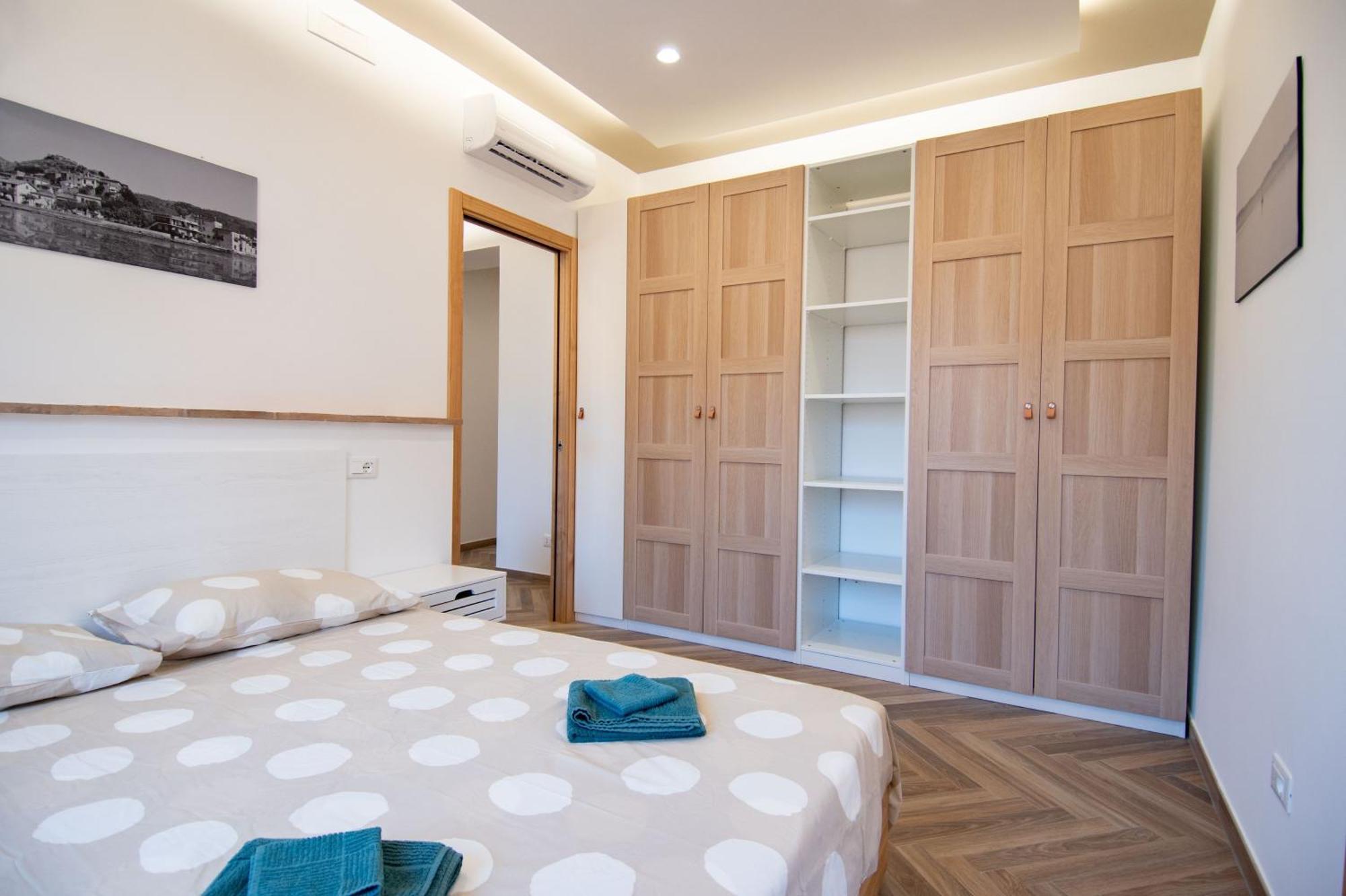 Finestra Sul Borgo Apartment เตรวินญาโน โรมาโน ภายนอก รูปภาพ